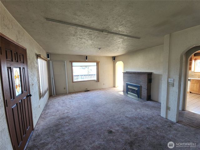 414 E 12th Street, Port Angeles, WA 98362