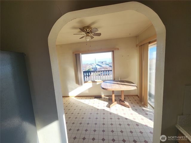 414 E 12th Street, Port Angeles, WA 98362