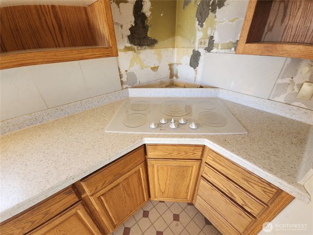 414 E 12th Street, Port Angeles, WA 98362