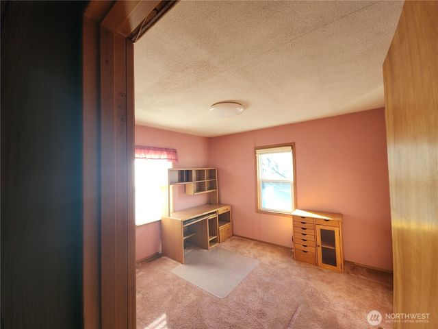 414 E 12th Street, Port Angeles, WA 98362