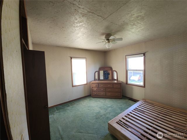 414 E 12th Street, Port Angeles, WA 98362