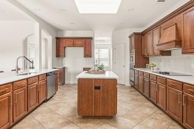 1432 Tom Sawyer RD, Dripping Springs, TX 78620