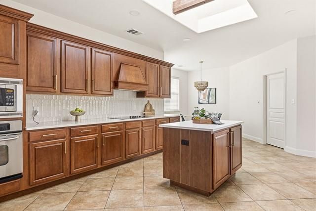 1432 Tom Sawyer RD, Dripping Springs, TX 78620