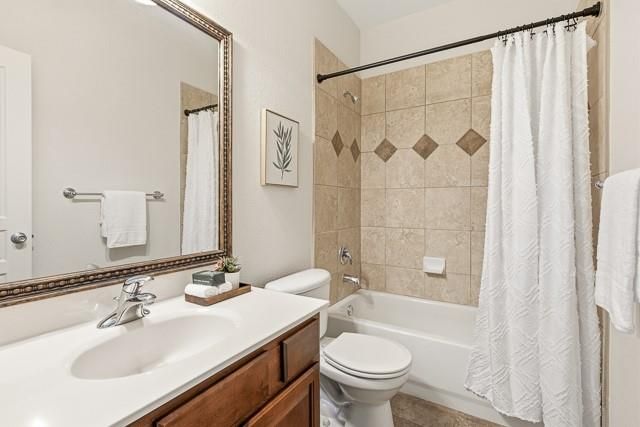 1432 Tom Sawyer RD, Dripping Springs, TX 78620
