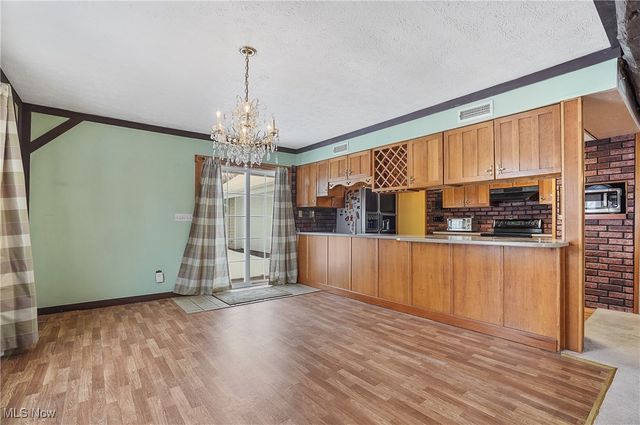 3407 US Route 422, Southington, OH 44470