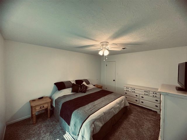 364 Charmaine Drive E, Woodville, TX 75979