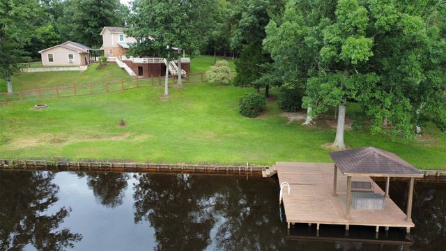 364 Charmaine Drive E, Woodville, TX 75979