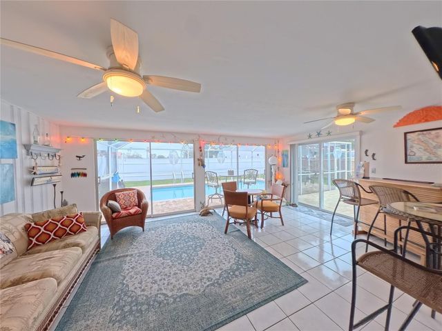 4423 YORK DRIVE, Bradenton, FL 34207