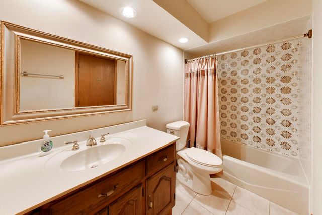 16W671 Fern Street, Willowbrook, IL 60527