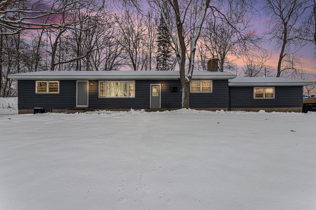 13774 Shaftsburg Road, Perry, MI 48872