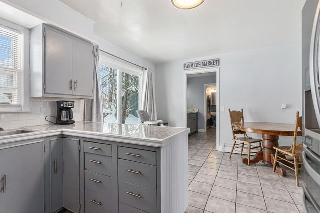 13774 Shaftsburg Road, Perry, MI 48872