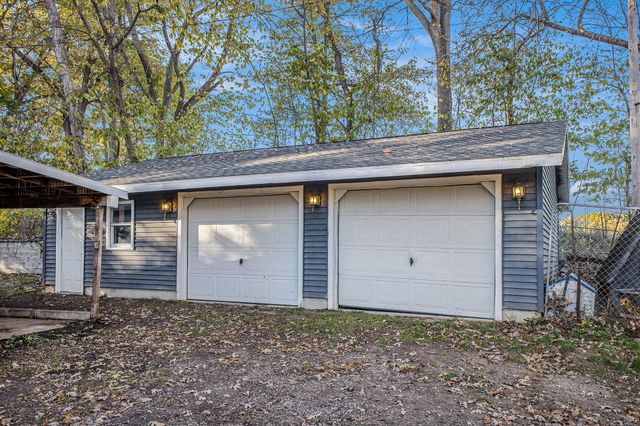 13774 Shaftsburg Road, Perry, MI 48872