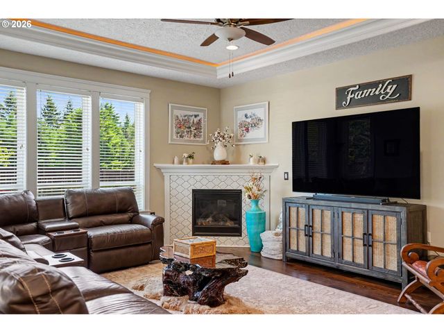 5918 SORRENTO St, Salem, OR 97306