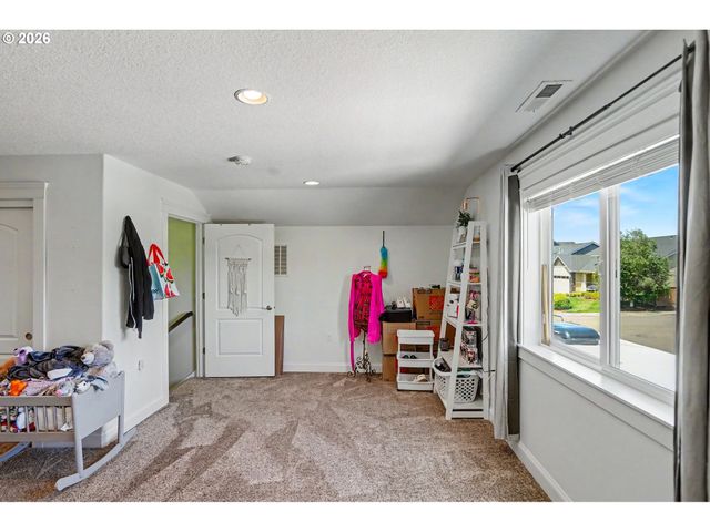 5918 SORRENTO St, Salem, OR 97306