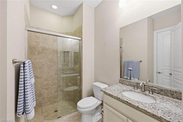9446 Lagomar CT, Naples, FL 34114