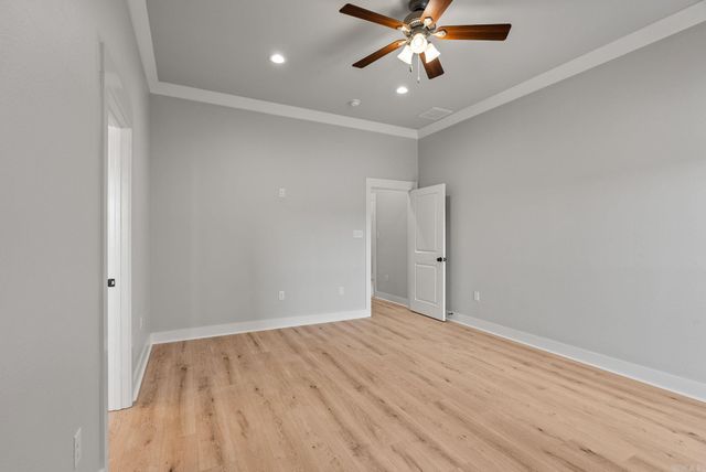 2321 Bridgegate Dr, Conway, AR 72034