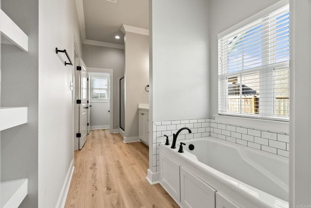 2321 Bridgegate Dr, Conway, AR 72034