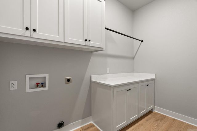 2321 Bridgegate Dr, Conway, AR 72034