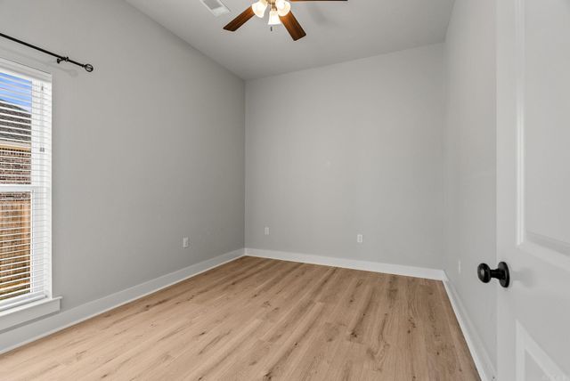 2321 Bridgegate Dr, Conway, AR 72034