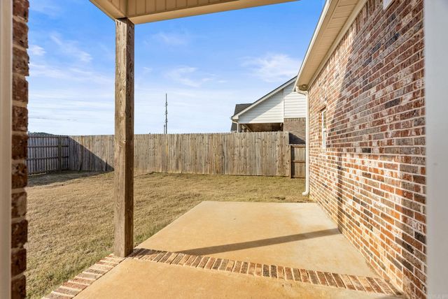 2321 Bridgegate Dr, Conway, AR 72034