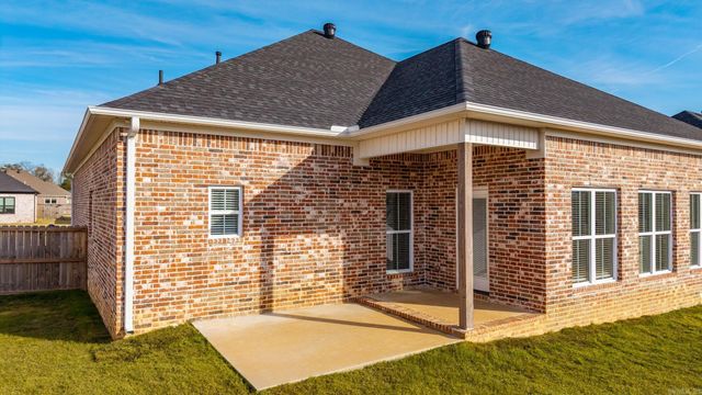 2321 Bridgegate Dr, Conway, AR 72034