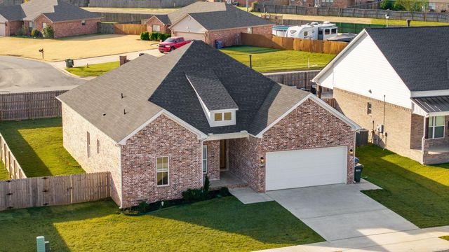 2321 Bridgegate Dr, Conway, AR 72034