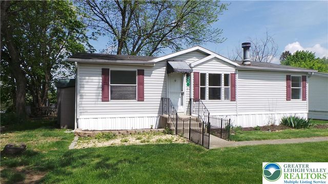 15 Canterbury Court, Forks Twp, PA 18040