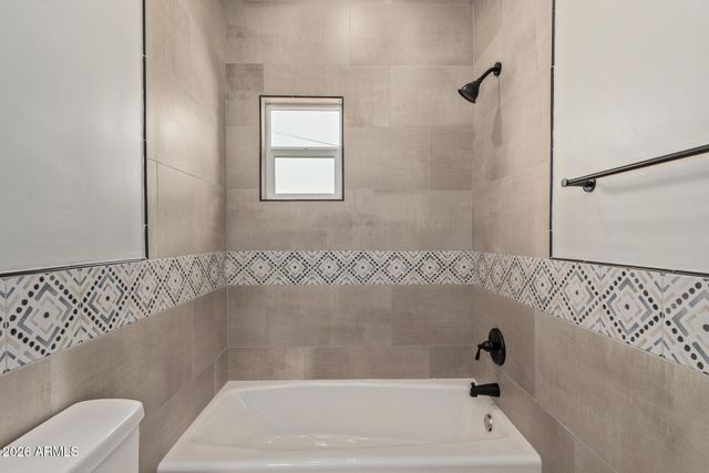 11437 W LAKESHORE Drive, Youngtown, AZ 85363