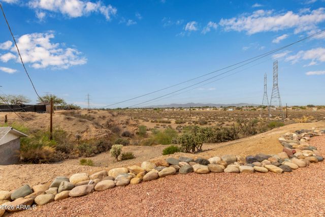 11437 W LAKESHORE Drive, Youngtown, AZ 85363