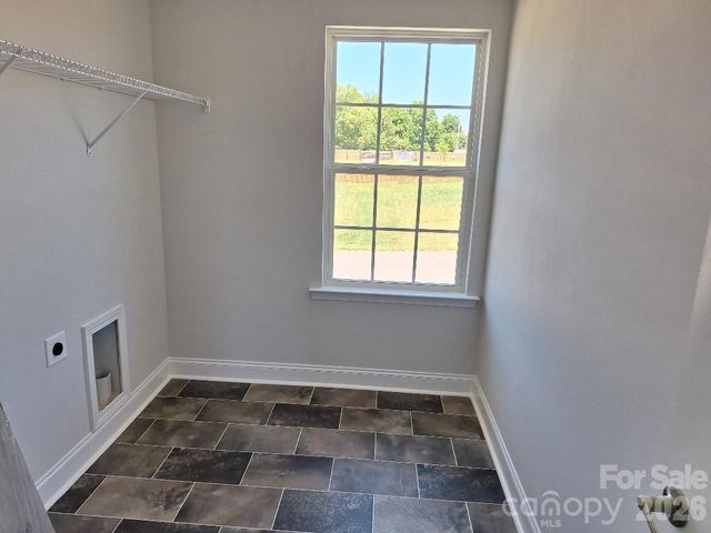 192 Mountain Island Drive 13, Statesville, NC 28677