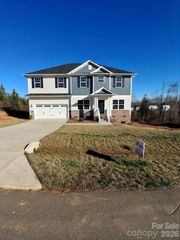 192 Mountain Island Drive 13, Statesville, NC 28677