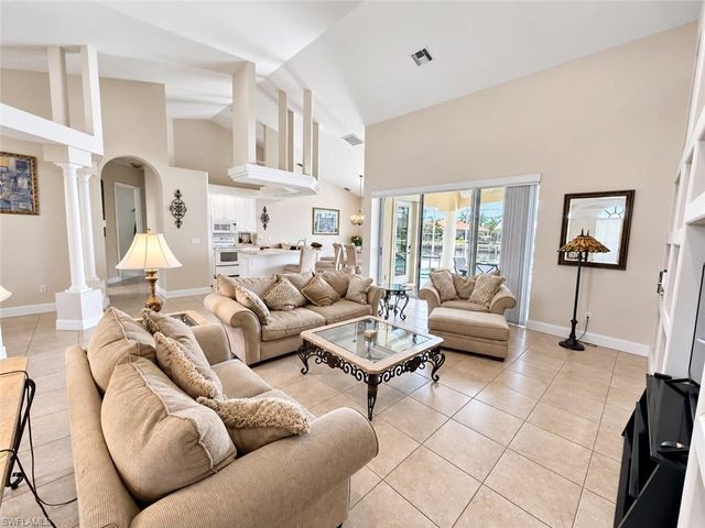 4000 SW 27th AVE, Cape Coral, FL 33914