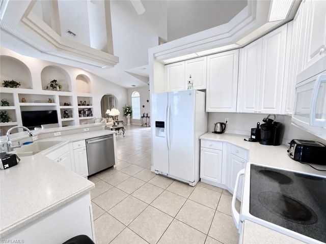 4000 SW 27th AVE, Cape Coral, FL 33914