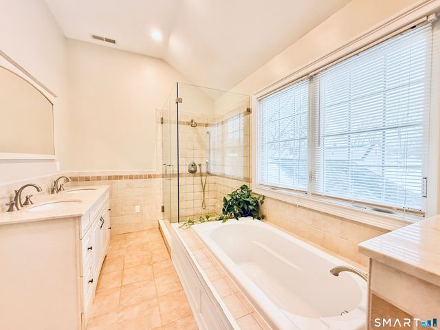 99 Quinsey Drive, Bridgeport, CT 06606