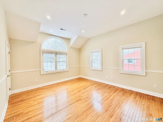 99 Quinsey Drive, Bridgeport, CT 06606