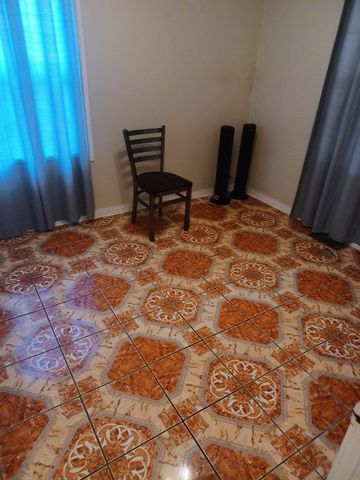 1841 N Burns Ave, Wichita, KS 67203