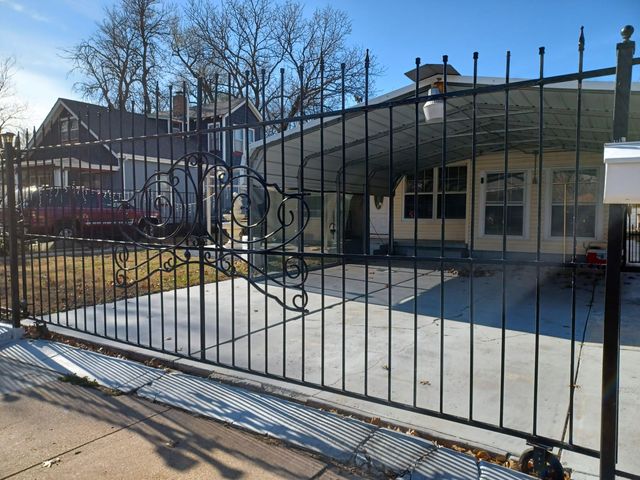 1841 N Burns Ave, Wichita, KS 67203