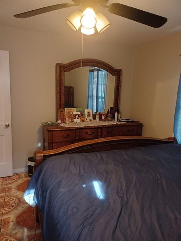 1841 N Burns Ave, Wichita, KS 67203