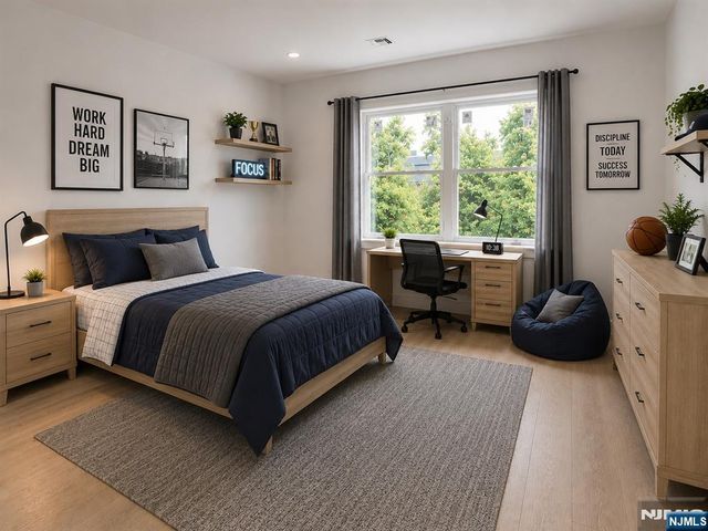 112 Old Tappan Road, Old Tappan, NJ 07675