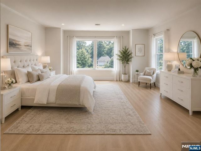 112 Old Tappan Road, Old Tappan, NJ 07675