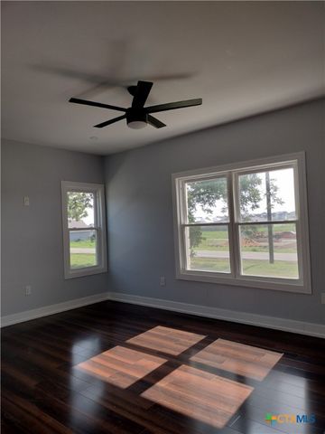 1110 N 42nd Street, Temple, TX 76501