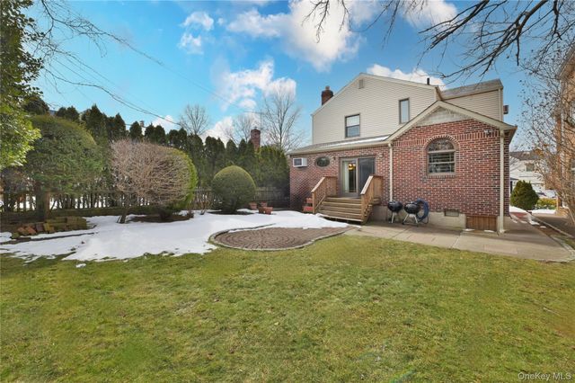 82-49 211th Street, Hollis Hills, NY 11427