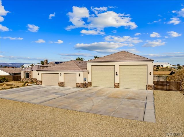 2261 E Jamie Road, Fort Mohave, AZ 86426
