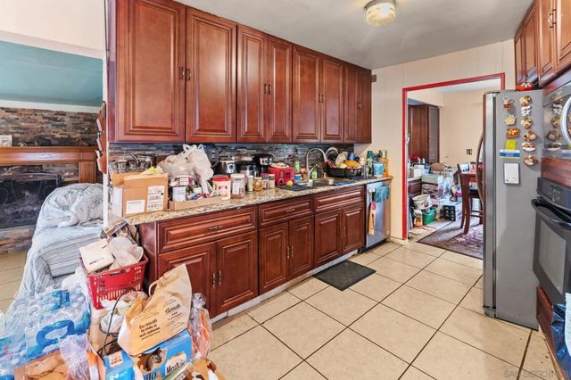 30100 Valley Center Rd, Valley Center, CA 92082