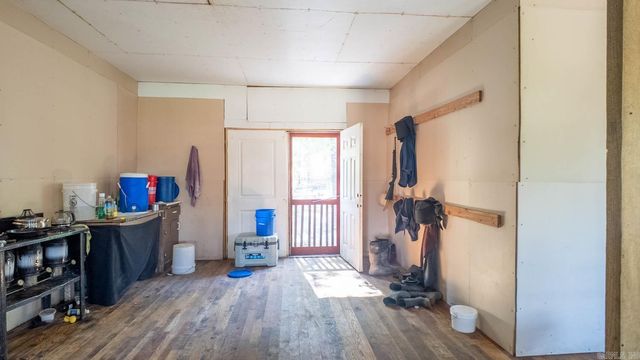 645 County Road 201, Alton, MO 65606