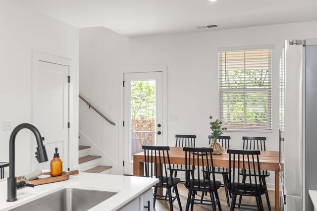 1128 Marlowe Lndg, Nashville, TN 37207