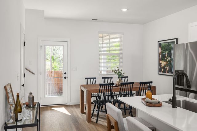 1128 Marlowe Lndg, Nashville, TN 37207