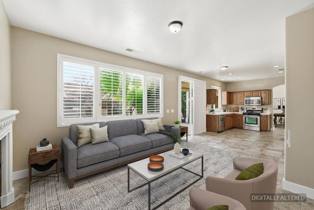 6229 W Ceres, Visalia, CA 93291