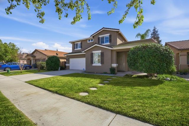 6229 W Ceres, Visalia, CA 93291