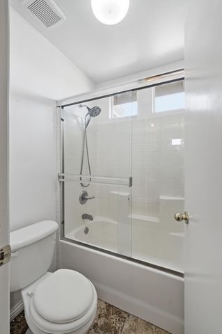 6229 W Ceres, Visalia, CA 93291